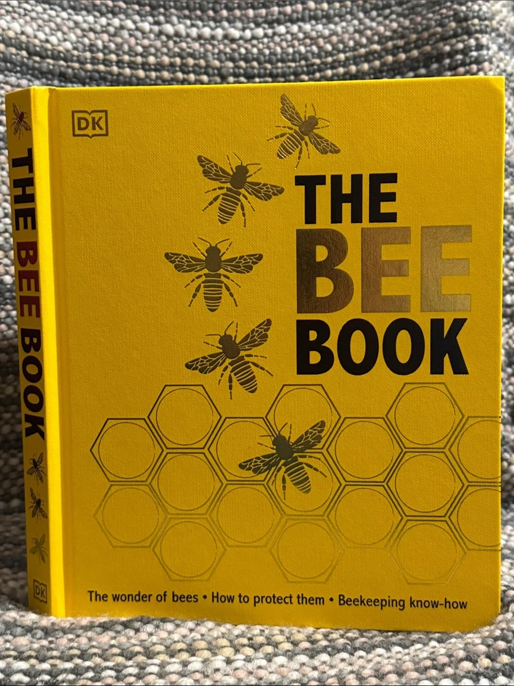 THE BEE BOOK From Penguin Random House $28 Retail NEW